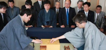 第85期棋聖戦五番勝負 第1局 ▲森内俊之竜王 – △羽生善治棋聖