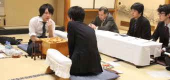 第42期新人王戦決勝三番勝負 第3局 ▲豊島将之六段 – △佐藤天彦六段