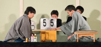 将棋日本シリーズ2014 JTプロ公式戦 準決勝第一局 ▲久保利明JT杯覇者 - △羽生善治名人