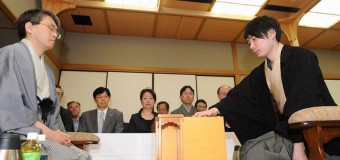 第74期名人戦七番勝負 第3局 ▲羽生善治名人– △佐藤天彦八段