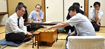 第76期A級順位戦 3回戦 ▲久保利明王将 – △羽生善治三冠