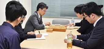 第77期A級順位戦 3回戦 ▲豊島将之棋聖 – △佐藤康光九段