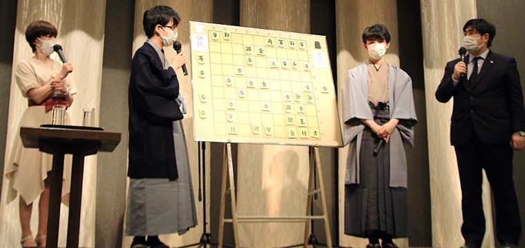 第6期叡王戦五番勝負 第2局 豊島将之叡王 藤井聡太二冠 ロックショウギ