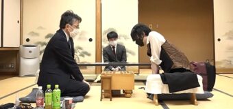 第81期A級順位戦 7回戦 ▲佐藤康光九段 – △佐藤天彦九段