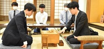 第82期A級順位戦 2回戦 ▲佐々木勇気八段 – △豊島将之九段