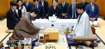 第9期叡王戦五番勝負 第4局 ▲伊藤匠七段 – △藤井聡太叡王