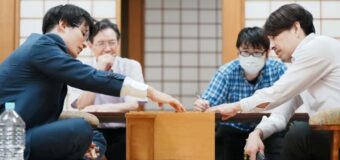 第37期竜王戦決勝トーナメント ▲久保利明九段 – △佐々木勇気八段