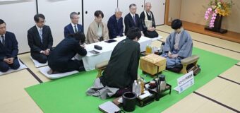 第95期棋聖戦五番勝負 第3局 ▲山崎隆之八段 − △藤井聡太棋聖