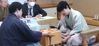 第37期竜王戦七番勝負 第6局 ▲佐々木勇気八段 – △藤井聡太竜王