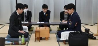 第83期A級順位戦 7回戦 ▲豊島将之九段 – △増田康宏八段