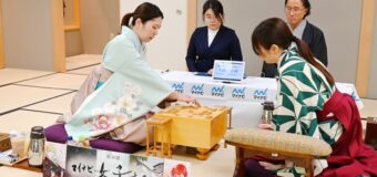 第18期マイナビ女子オープン五番勝負 第4局 ▲西山朋佳女王 − △福間香奈女流五冠