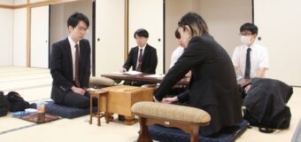 第84期A級順位戦 2回戦 ▲佐藤天彦九段 – △豊島将之九段